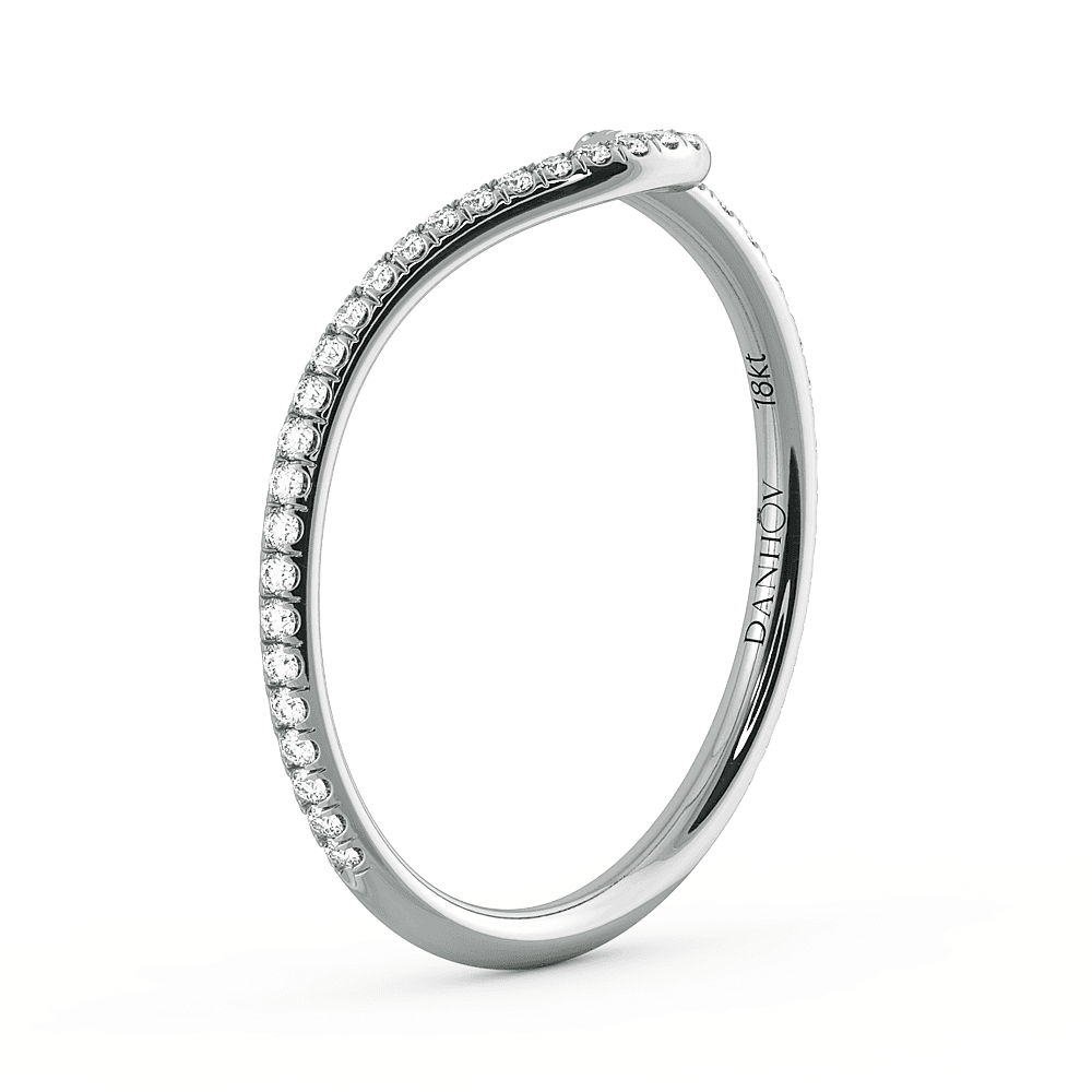 Abbraccio Quarter Moon Curved Diamond Band
