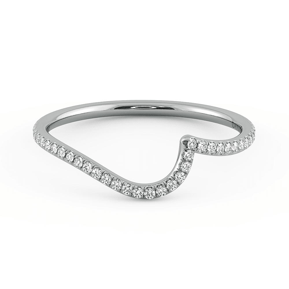 Abbraccio Quarter Moon Curved Diamond Band