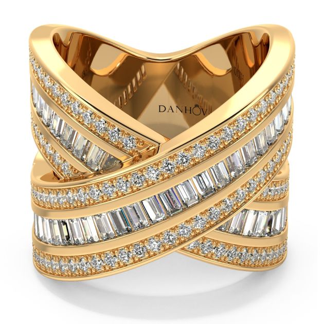 Norme de Danhov Wedding Band in 18k Yellow Gold