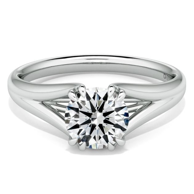 Norme de Danhov  Engagement Ring for Women in Platinum
