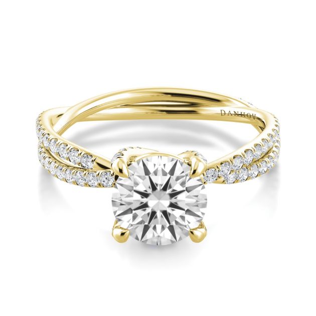 Danhov Eleganza Designer Engagement Ring in 18k Yellow Gold