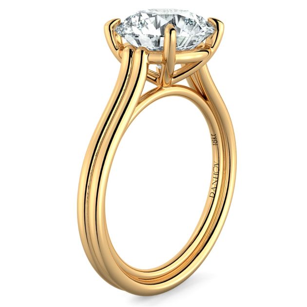 Danhov Per Lei Engagement Ring in 18k Yellow Gold