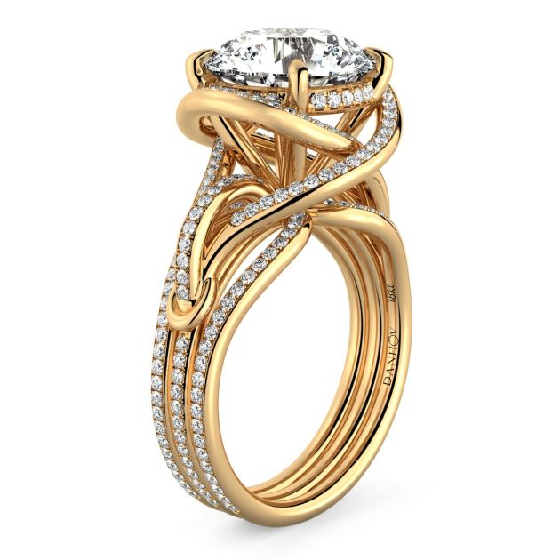 Danhov Couture Engagement Ring in 18k Yellow Gold