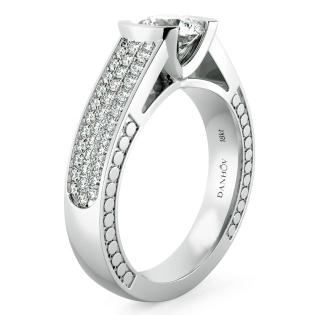 Danhov Tubetto Diamond Solitaire Engagement Ring in 18k White Gold