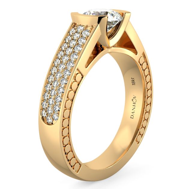 Danhov Tubetto Diamond Solitaire Engagement Ring in 18k Yellow Gold