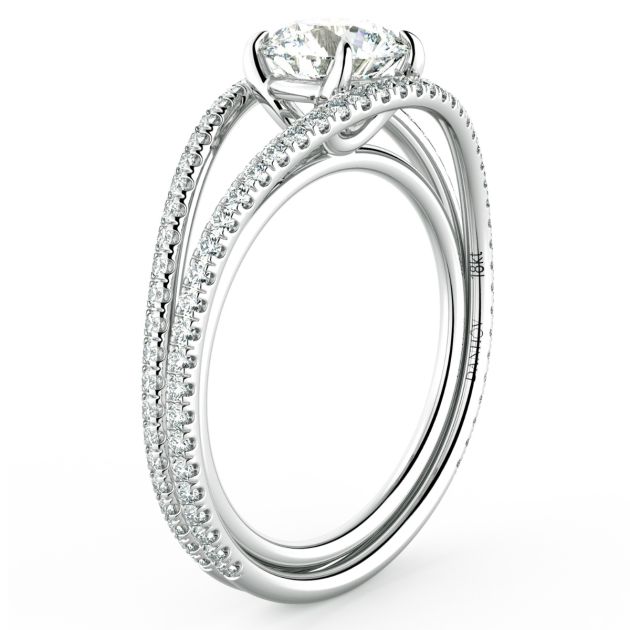 Danhov Per Lei Eagle Claw Prong Diamond Engagement Ring in Platinum 