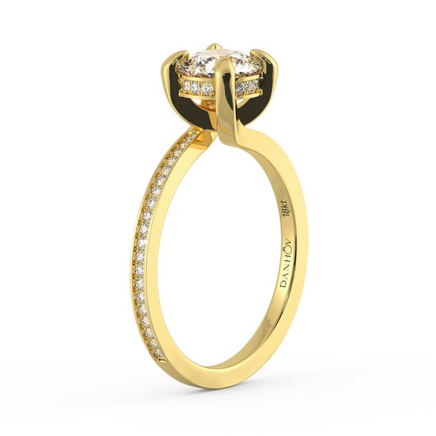 Danhov Eleganza Engagement Ring in 18k Yellow Gold