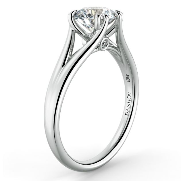 Norme de Danhov  Engagement Ring for Women in Platinum 