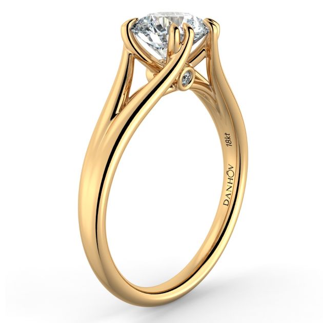 Norme de Danhov  Engagement Ring for Women in 18k Yellow Gold