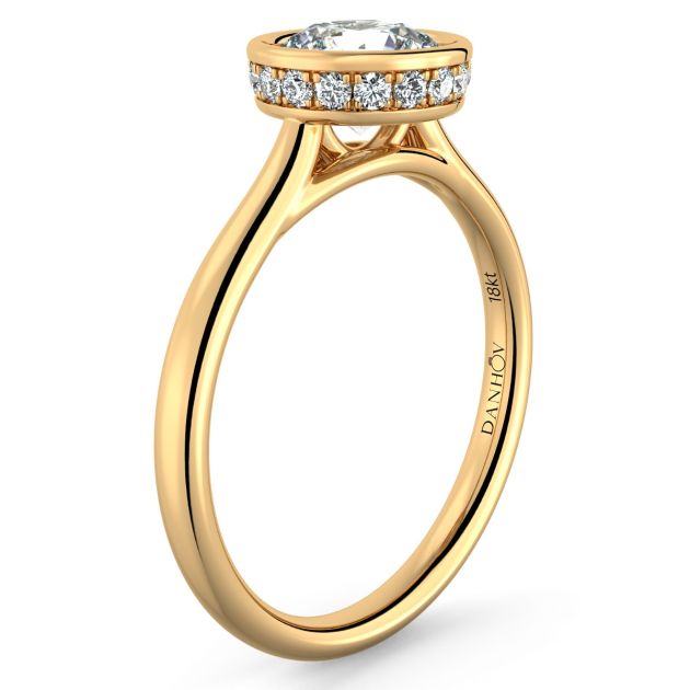 Norme de Danhov  Engagement Ring for Women in 18k  Yellow Gold