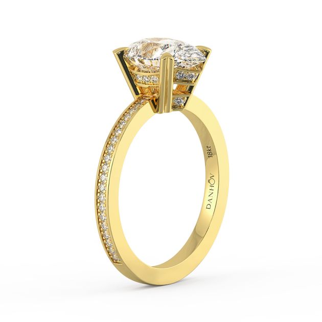 Danhov Classico Pear Cut Ladies Engagement Ring in 14k Yellow Gold