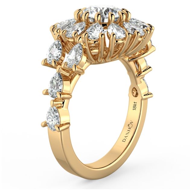 Danhov Classico Grand Diamond Engagement Ring in 18k Yellow Gold