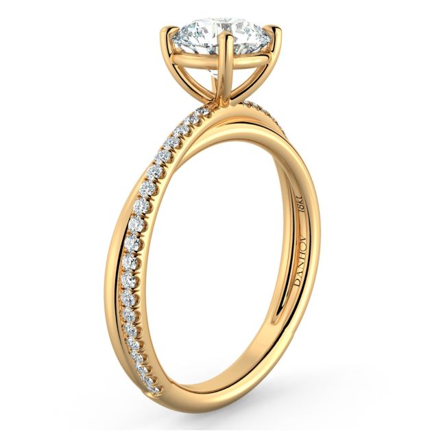 Danhov Eleganza  Engagement Ring in 18k Yellow Gold