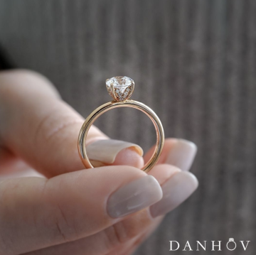 Our Favorite Yellow Gold Engagement Rings