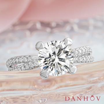 Danhov’s Gold Swirl Engagement Rings Speak of Timeless Love